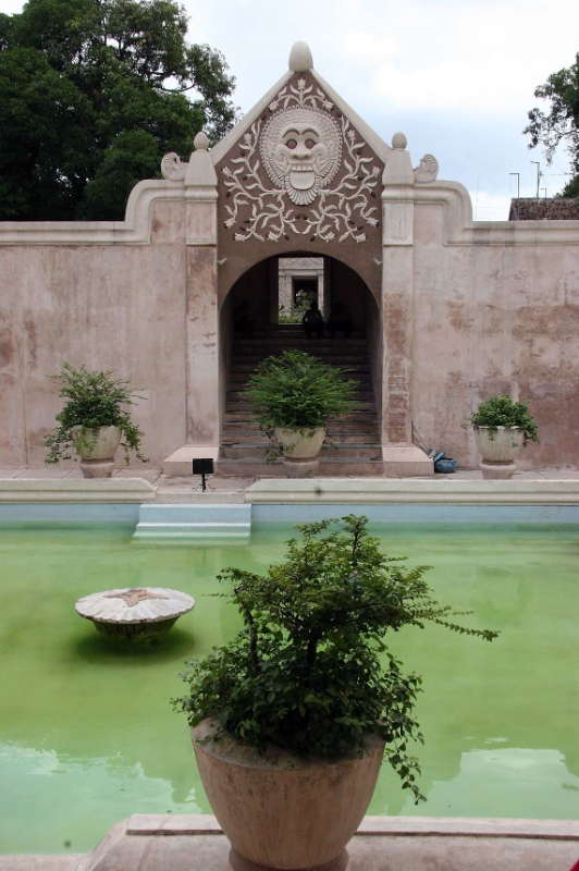 Sultan's water palace, Java Yogyakarta Indonesia.jpg - Indonesia Java Yogyakarta. Sultan's water palace